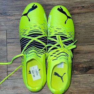 Mens Puma Soccer Cleats